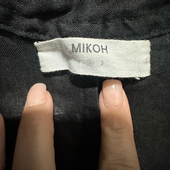 Mikoh Revolve Elegant Black 100% Linen Shirt Romper SIZE 2 M EUC - Picture 4 of 7